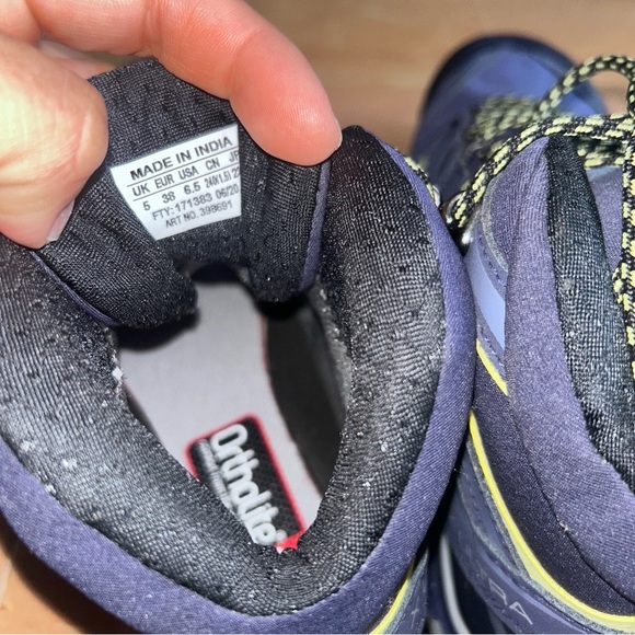 Salomon Navy and Lime Trail Shoes - Picture 6 of 7